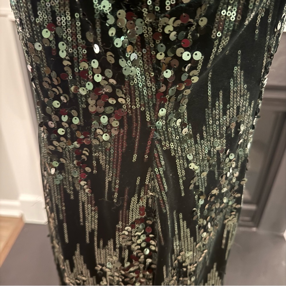 Tahari by Arthur S. Levine Emerald Green Sequin Cocktail Dress – Size 10 - Picture 4 of 11